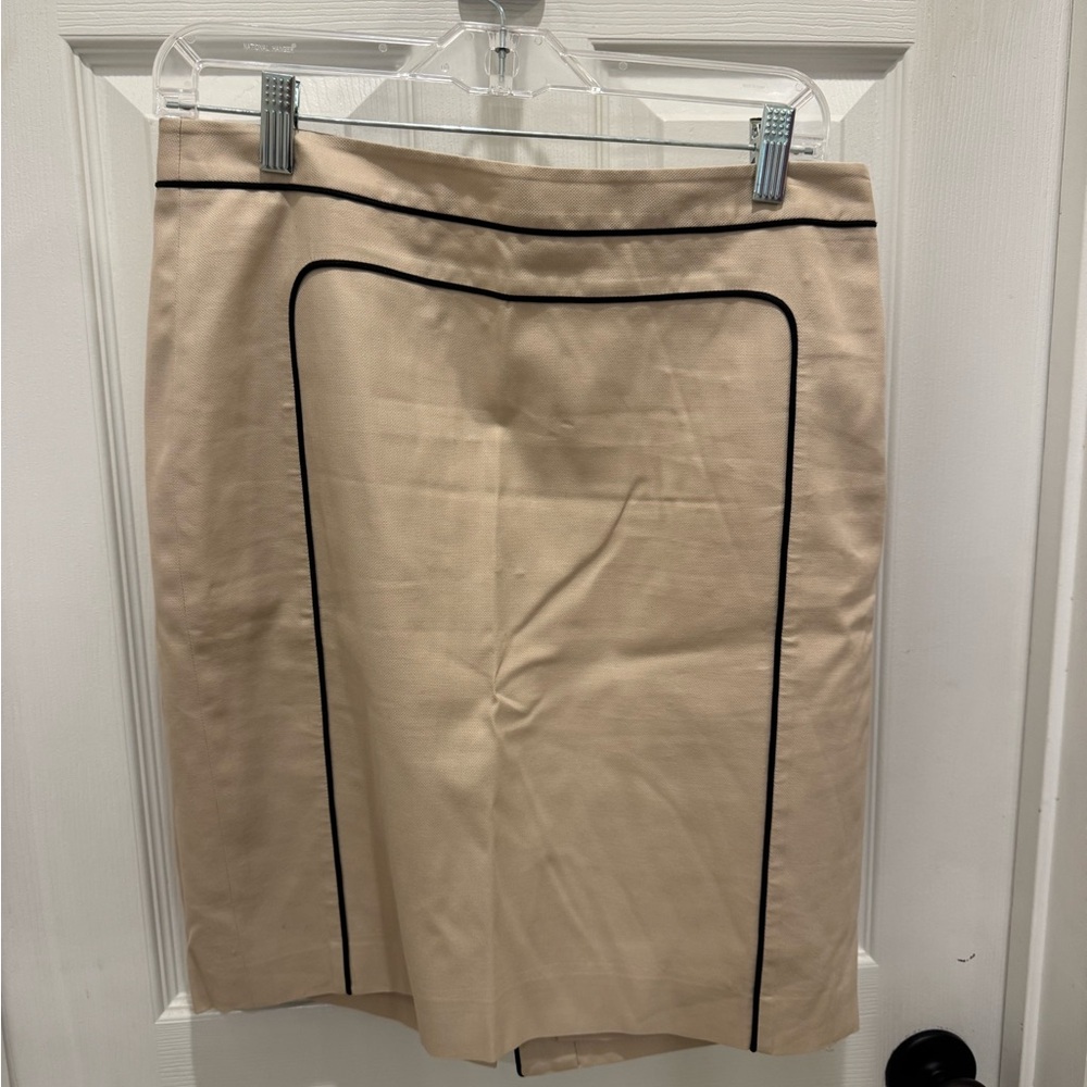 Ann Taylor Beige Skirt with Black Accents